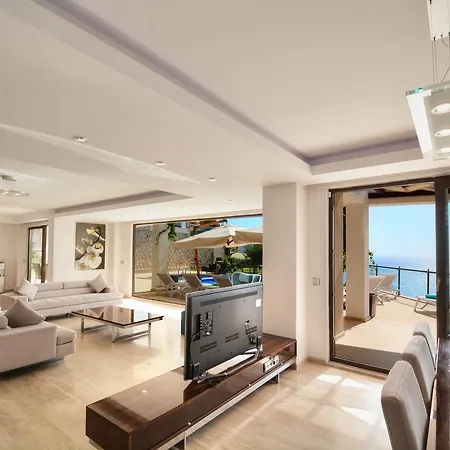 Capella * Kalkan