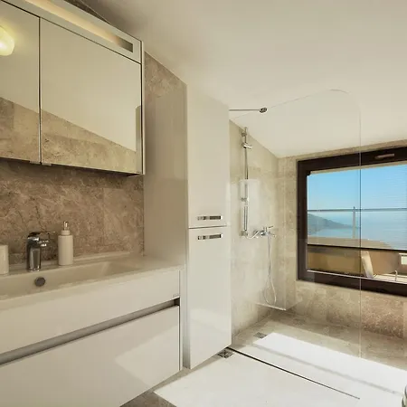 Capella * Kalkan